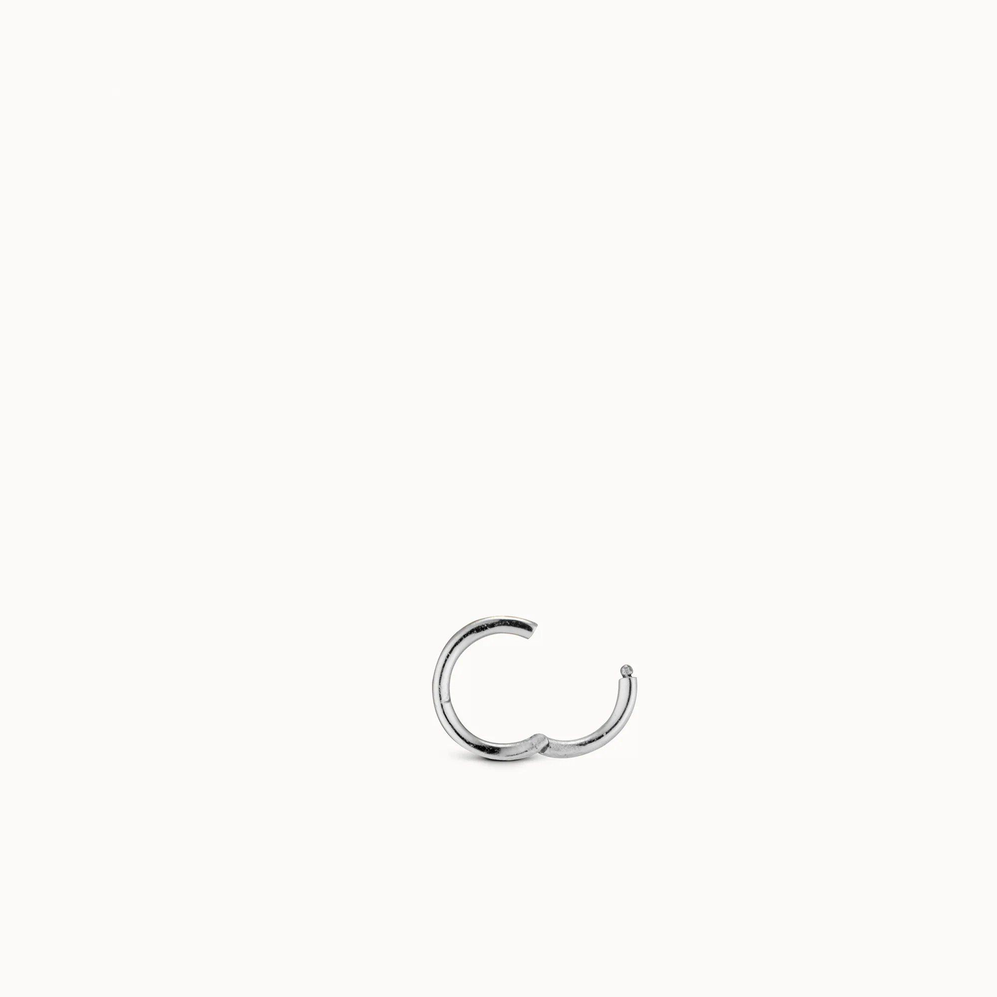 14k Endless Hoop 8mm - Image 5